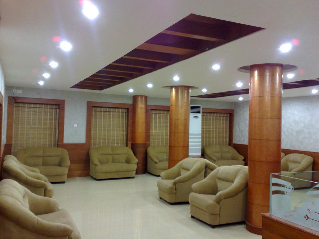 Hotel Kpm Regency Palakkad Camera foto