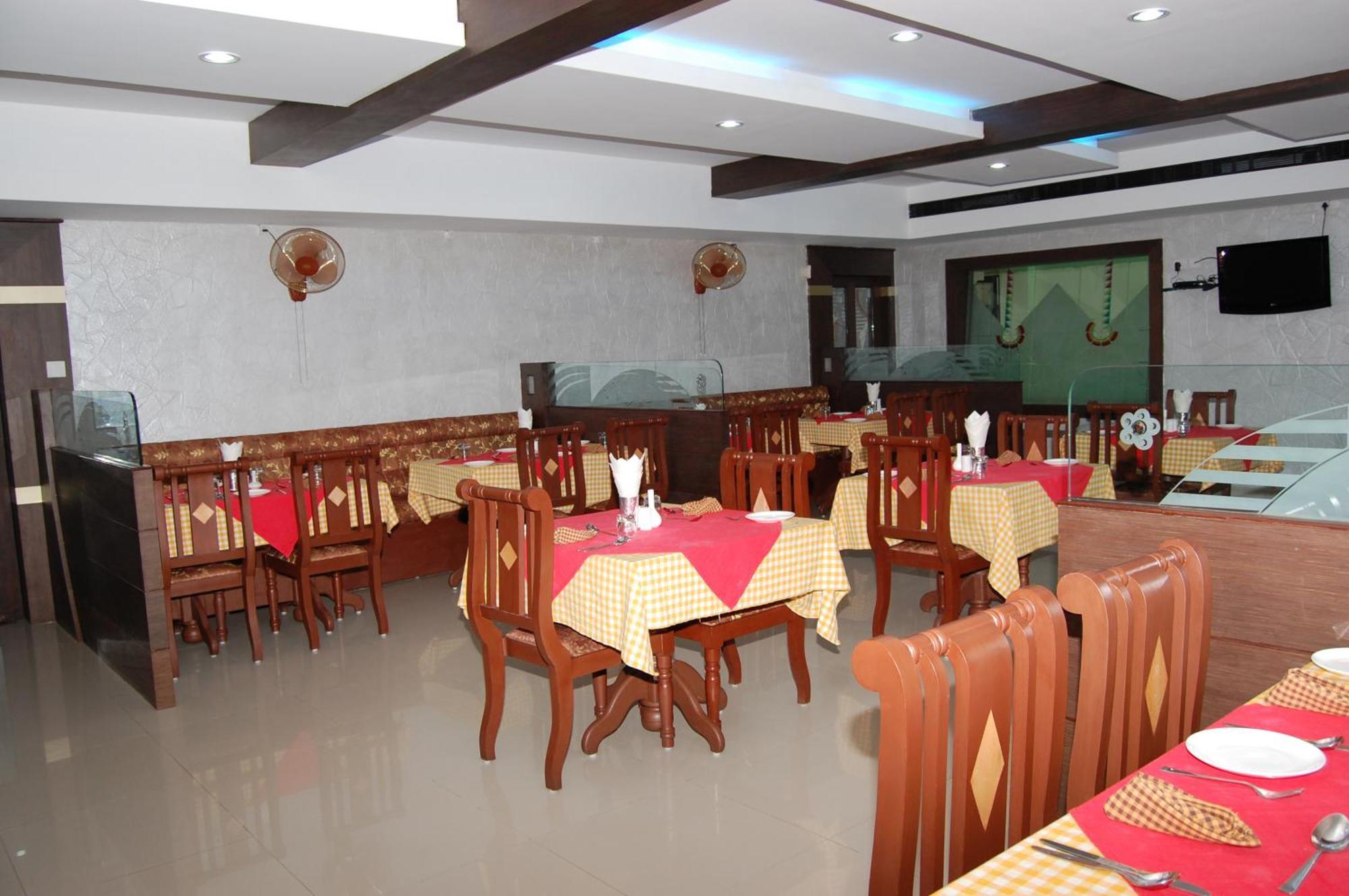 Hotel Kpm Regency Palakkad Camera foto