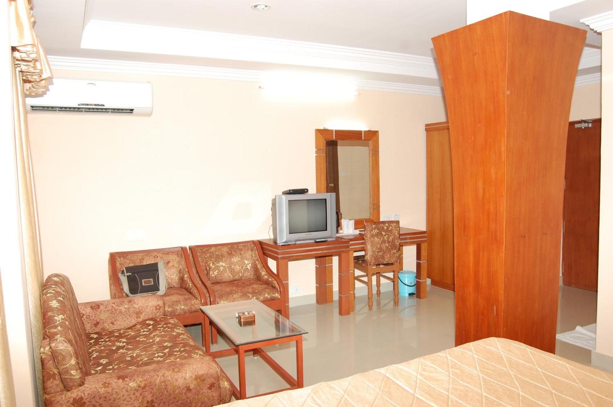 Hotel Kpm Regency Palakkad Camera foto