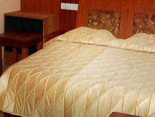 Hotel Kpm Regency Palakkad Esterno foto